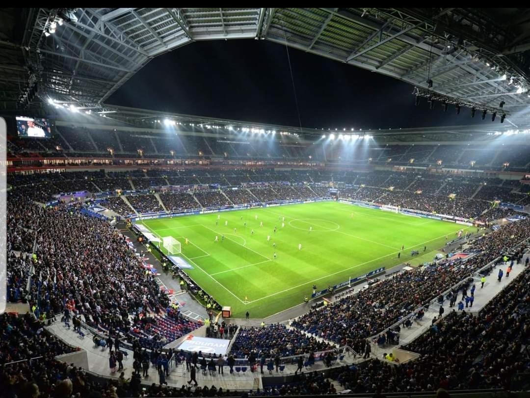 Studio Arena - Groupama Stadium Lyon 메이쥬 외부 사진