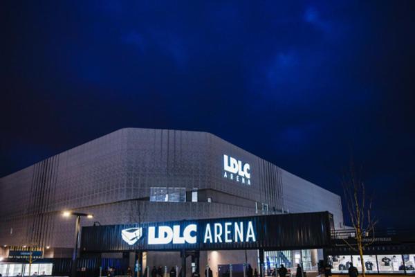 Studio Arena - Groupama Stadium Lyon 메이쥬 외부 사진